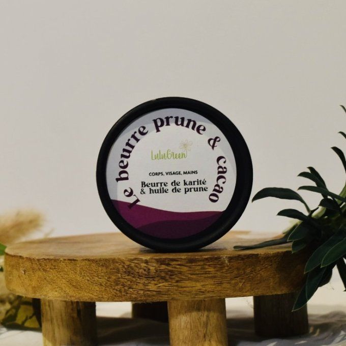 Baume solide multifonction au beurre de cacao et huile de prune, format nomade pour corps, visage et