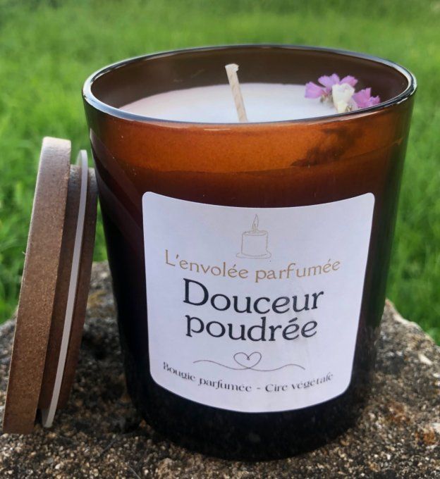 Bougie pot en verre ambré grand modèle, avec couvercle en bois
