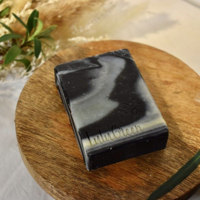 LE BLACK & MINT, au beurre de karité et charbon actif, frais et détoxifiant!